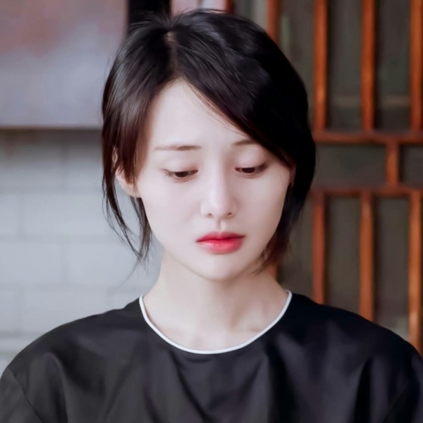 杨幂|郑爽首次公开在美国生活现状,喝自来水为生,买不起姨妈巾