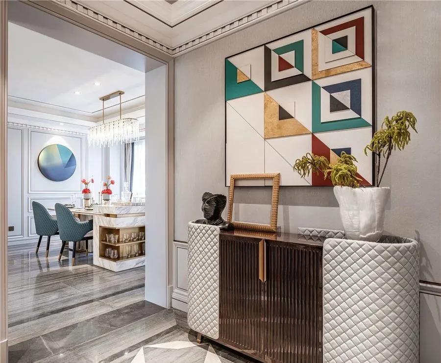 现代都市风，奢华不媚俗，散发沁人魅力，打造不凡品质生活空间！