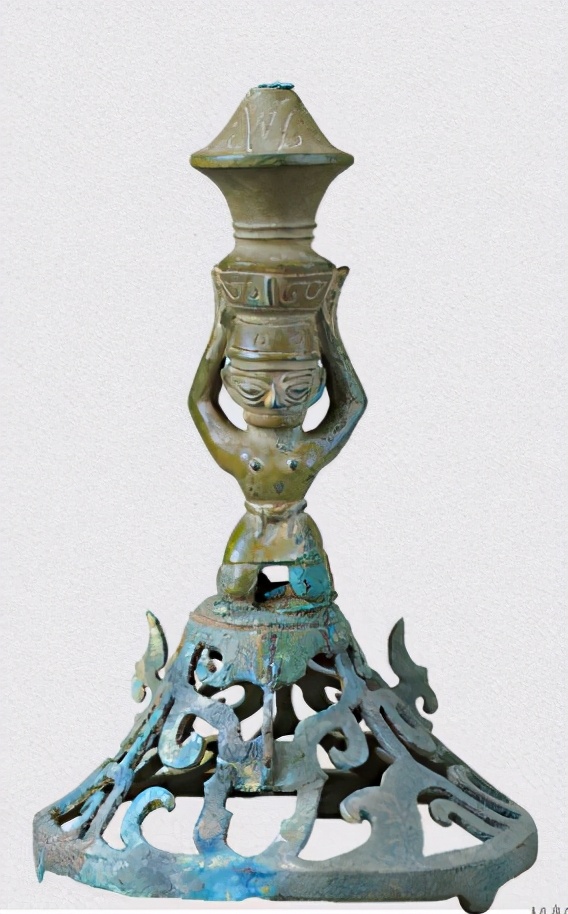 实闻速览 前所未见的神奇文物首次被发现！世界瞩目的三星堆进行时。。。