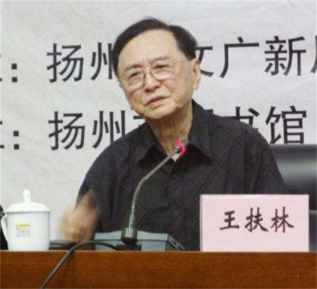 陈晓旭|王扶林：陈晓旭不够漂亮，演技也不够好，但有一点很特别