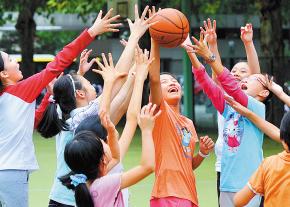 兰州一初中生被五名学生欺凌,下体肿成拳头,生命定格在14岁