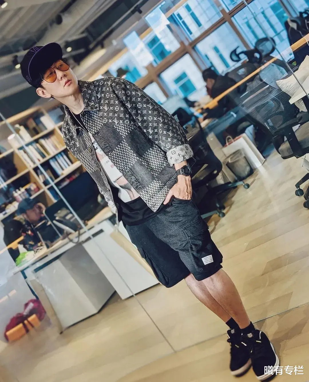 林俊杰|林俊杰：40岁单身没娃，1个亿买下685平米豪宅装玩具