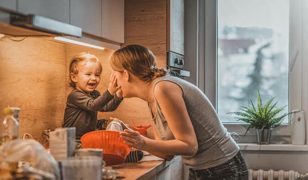 小雪妈妈育儿|宝宝这3个地方要多摸,孩子更聪明,可惜很多家长碰都很少碰