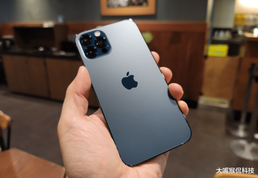 自动驾驶|新低价？分销商也妥协了，旧款iPhone开始加速退场了