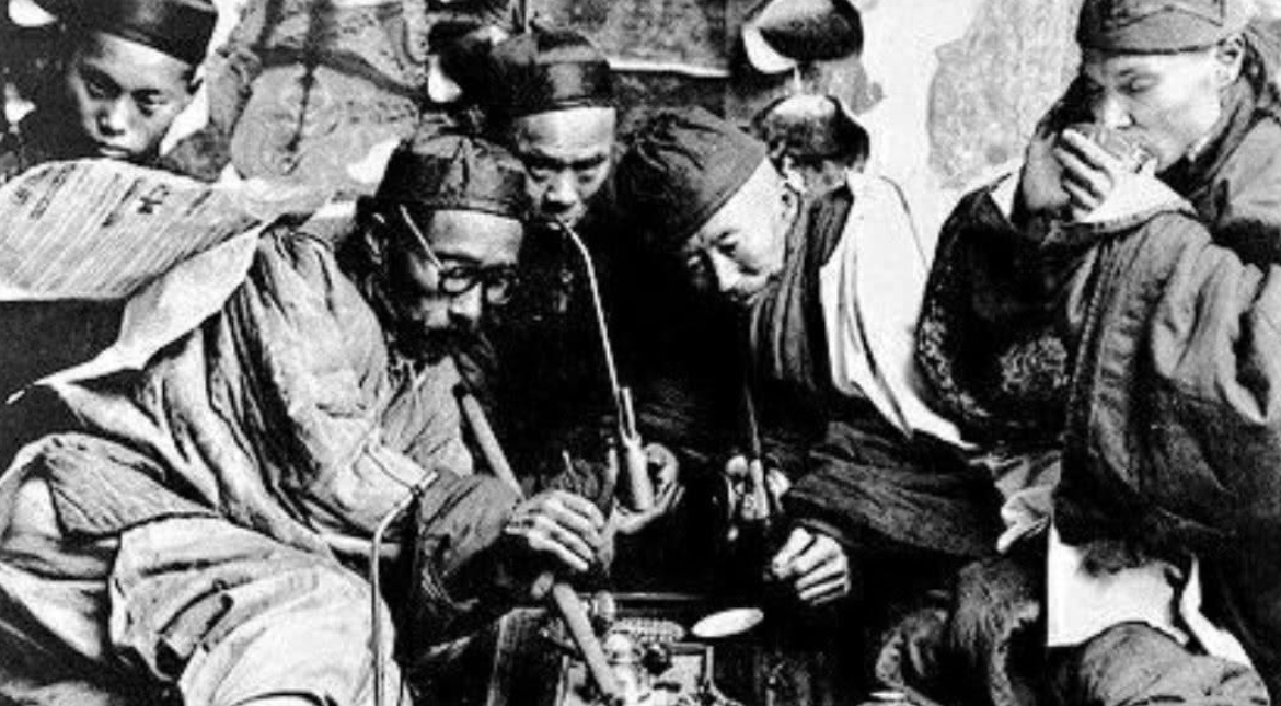 罂粟|鸦片价格不低，为何清朝贫民人人都抽得起？清政府有“神操作”
