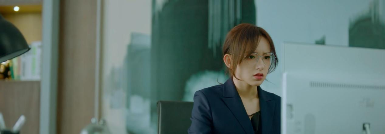 程潇|继《你微笑时很美》后，程潇的新剧再遭群嘲，她真不适合演戏？