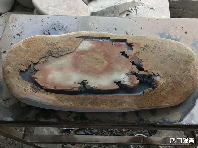 雕刻|在100吨石头里才挑出这么一块，我把它雕成“小溪流水图”，美吗