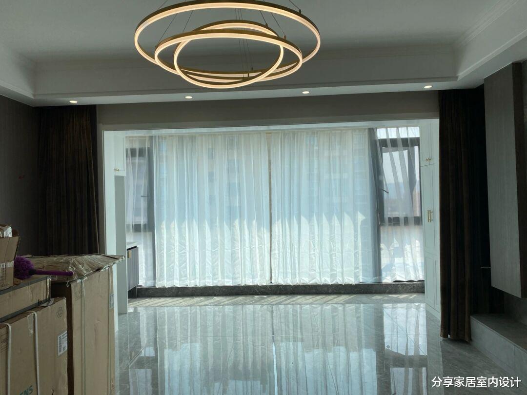 |新房家具陆续进场，越来越像一个家，朋友看了都夸电视墙大气！