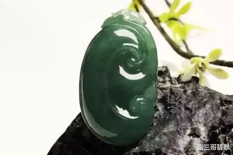 雕刻|翡翠花青、干青、油青是什么？