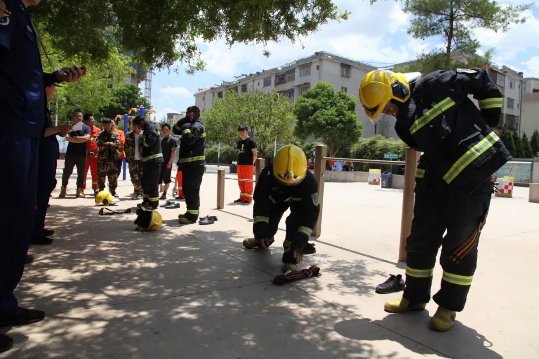石林快报 2行大练兵开展消防安保技能大赛，提升消防安保人员战斗力
