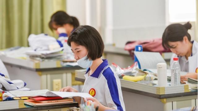 陈官凤说情感|任教10年高三老师感慨：高考志愿填报有3个错误，千万不要忽略