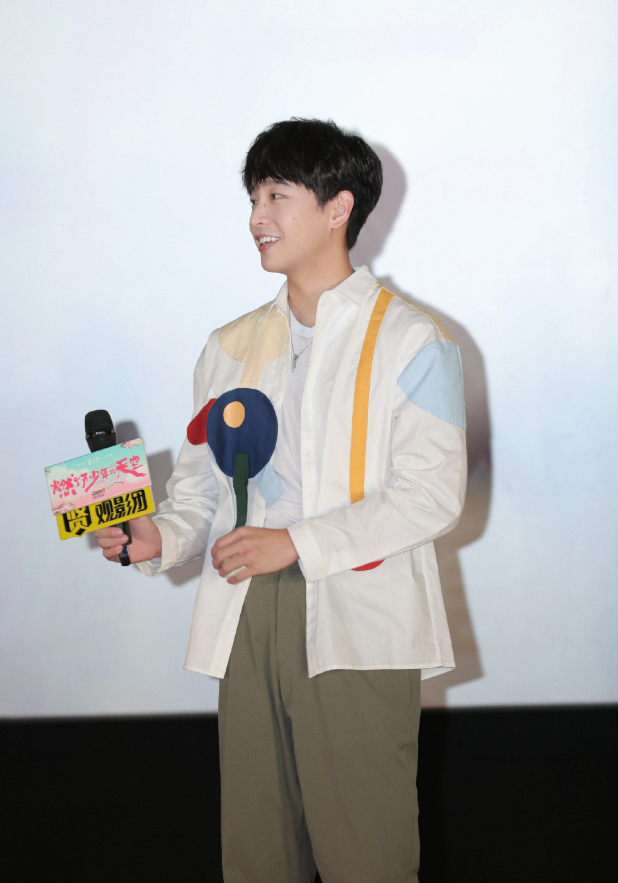 大时尚大观点|彭昱畅瘦回颜值巅峰，五官轮廓明显，帅上热搜榜