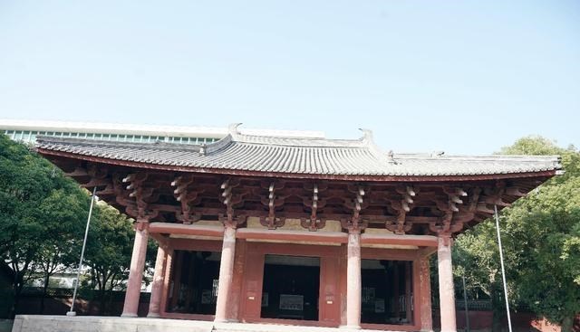 阿毛集结站 福建有座二线城市，历史悠久被称为榕城，城内有不少国宝级文物