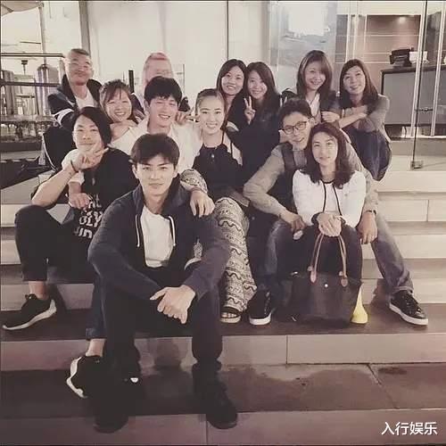 郭晶晶|霍启刚郭晶晶恋爱史：赌王做媒的神仙爱情，同样也要“死缠烂打”