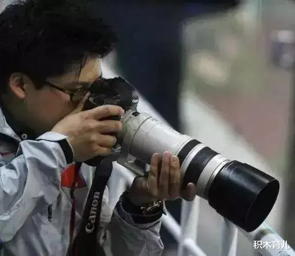 积木育儿|忘年恋、嫁豪门、直播带货，中国三代跳水女皇的“精彩”人生