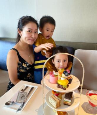 彬仔说经典|蔡慧欣变身美人妻！网民大赞：带小孩子原来都可以这么性感