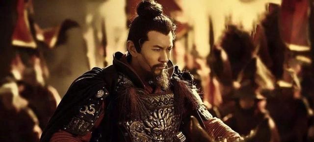 岳飞|岳飞墓前原本跪着5个人，现在只剩下4个，是谁不跪了？