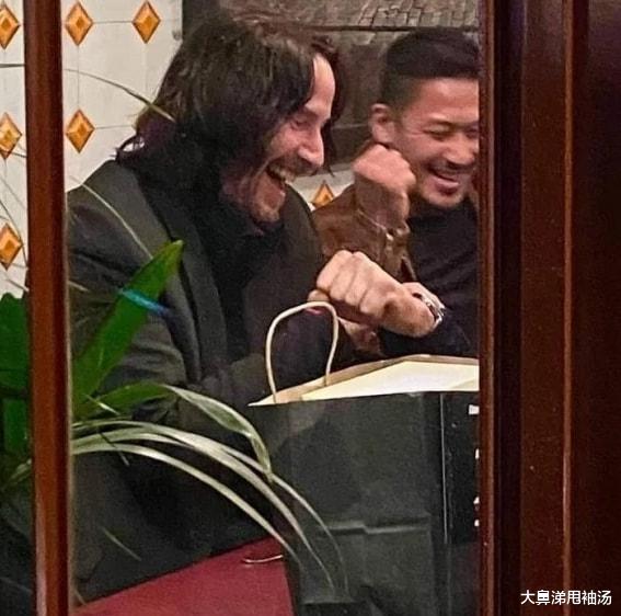 基努·里维斯|《疾速追杀4》杀青！甄子丹角色成谜，基努·里维斯送武替劳力士