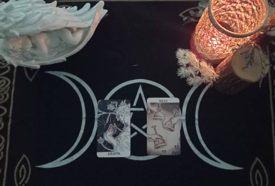 塔罗师塔娜|塔娜天蝎座未来45天感情运势：命中注定的缘分，难以忘怀互相纠缠