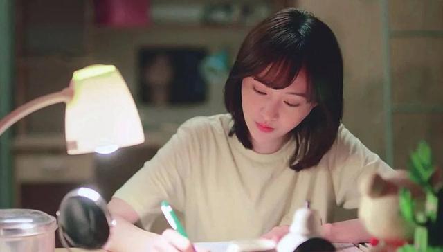 郑爽|郑爽凭一己之力，惹怒央视、广电遭封杀：她自毁前程，败在这8字