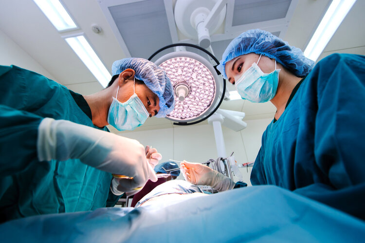 医生|手术室的“尴尬”：做手术时，医生都不穿内裤？女医生亲自揭秘