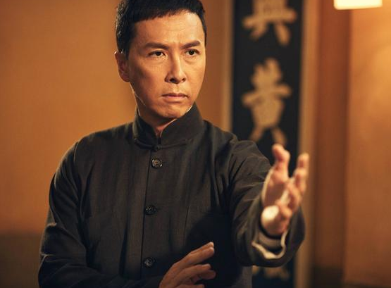 国籍|想改回中国籍的明星：李连杰被拒3次，而他却成功加入中国籍