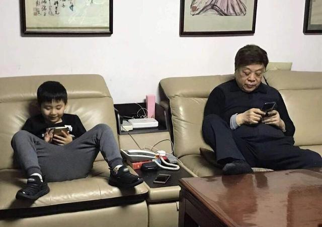 赵忠祥|赵忠祥10亿遗产分配曝光，儿子一分没有，而是全给了他的心肝宝贝