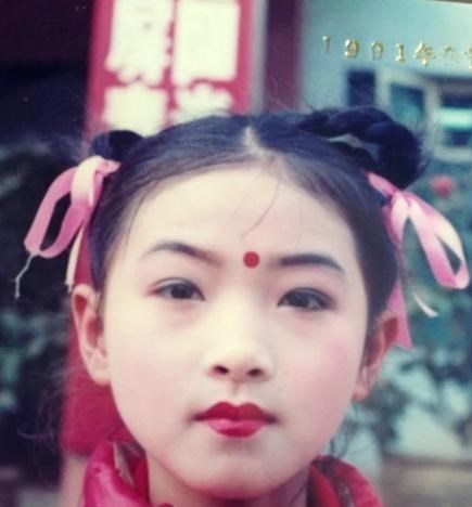 万茜|曾因7次拒绝潜规则被封杀，如今凭实力走红，被称为最干净女星！