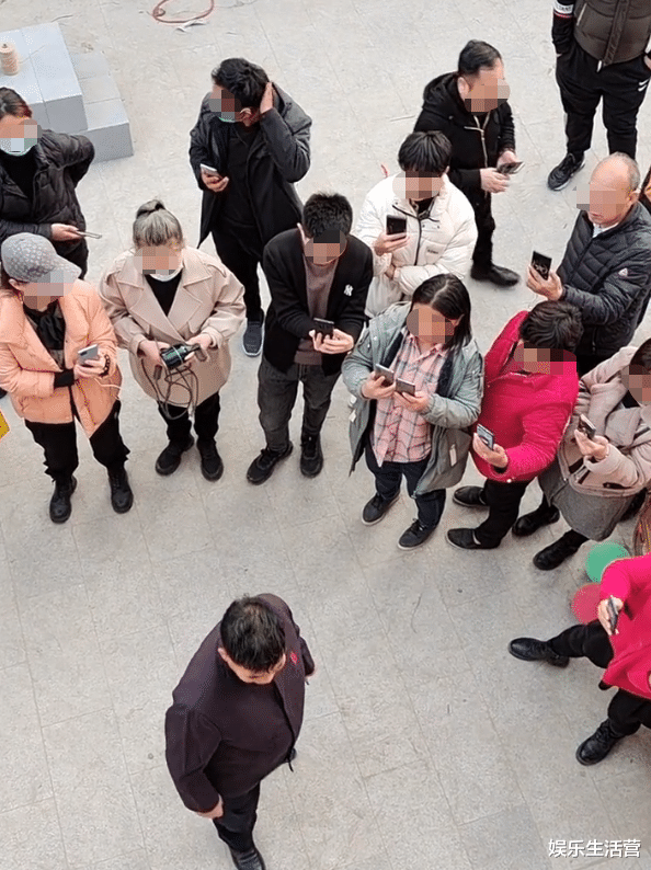 朱之文|大衣哥晒假山造景，宣传爱护大自然，网友：发型才是真的大自然