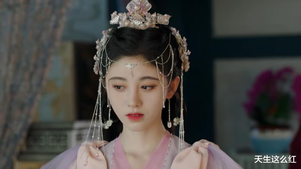 嘉南传|假马配假人，《嘉南传》里，假的不只是鞠婧祎的网红妆！