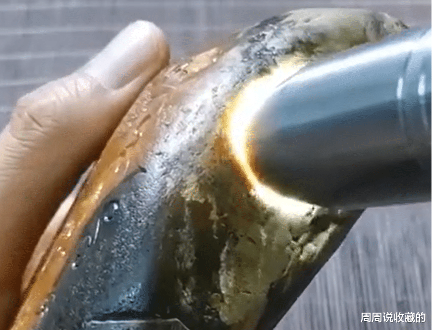 |价值50万的和田玉长啥样，你觉得这价格值吗？