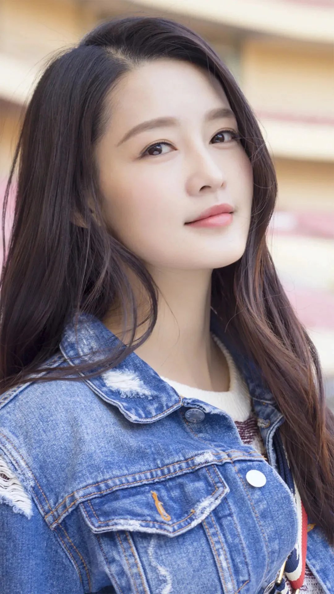 |明星壁纸李沁壁纸