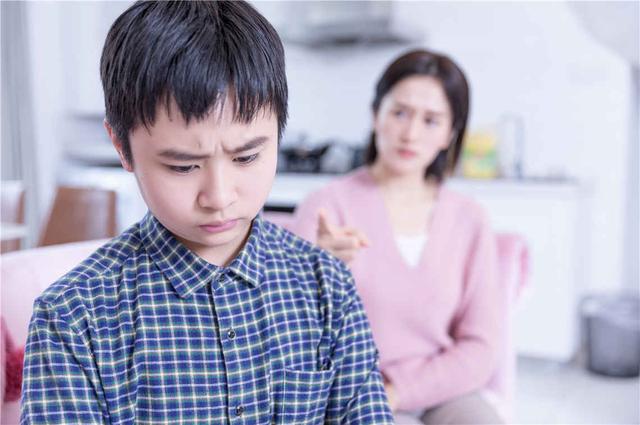 漂凌育儿|家有破坏王，家长先别烦恼，洞察孩子的破坏心理，才能对症下药