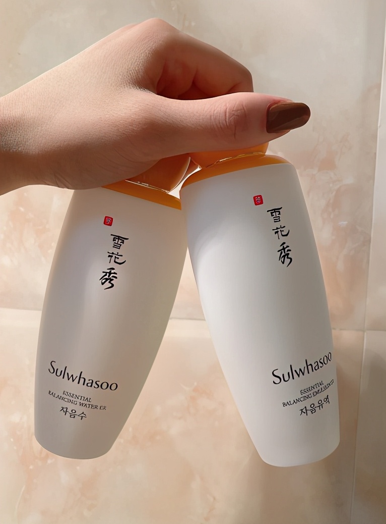 巫马玉龙|有哪些好用的水乳？这些乳液，有效消退暗沉让你拥有健康肌肤状态