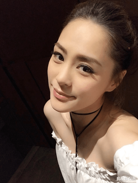 阿娇|“千机女”阿娇的浪荡情史，12任男友无缝衔接，丝毫不输萧亚轩