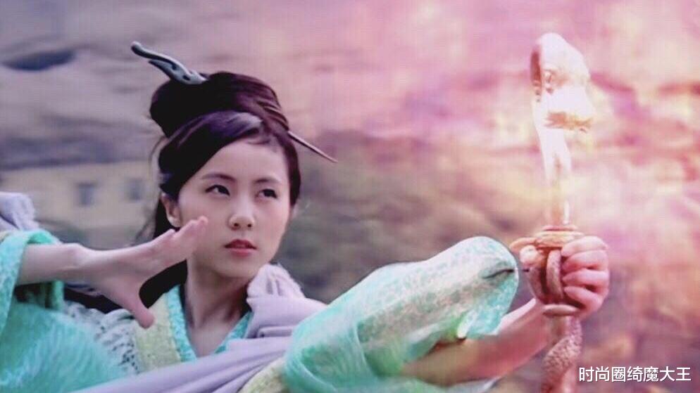 时尚圈绮魔大王|被骂买热搜霸屏营销女儿，被扒拉黑删除网友，孙莉复出没那么简单