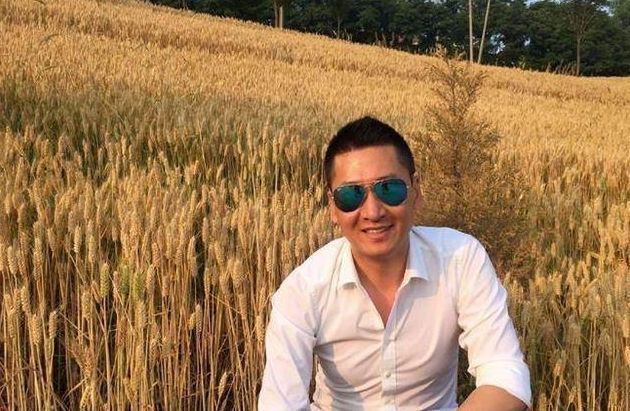 周杰|周杰回应感情风波?承认自己是同志,遭吐槽后迅速删博