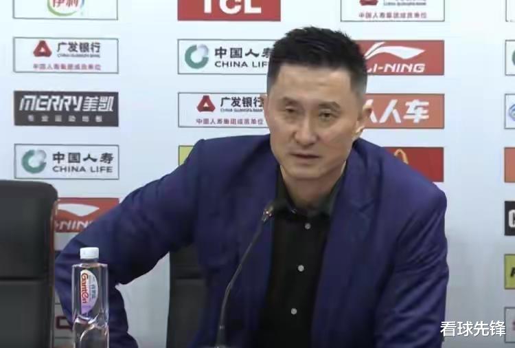 杜峰|杜峰讽刺某人躺赢三冠，真拿自己当球星了