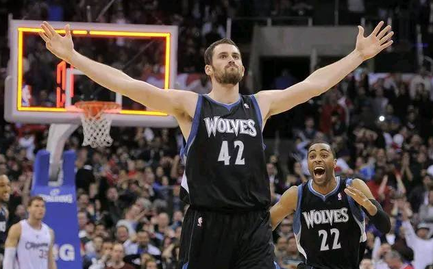 凱文·樂福|充電兩賽季，通話2分鐘！聯盟最詭異老大，徹底沒人要了！