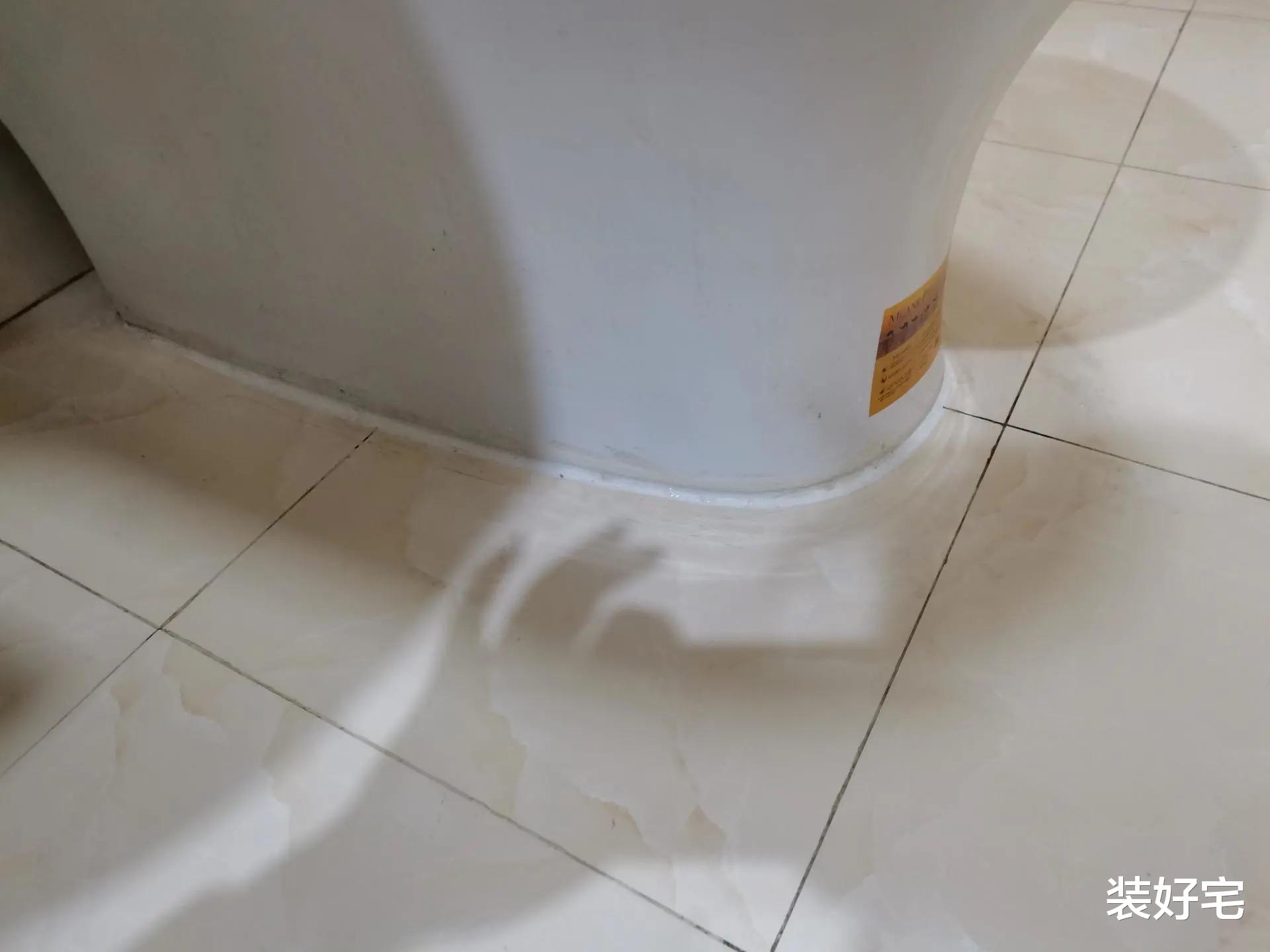 地垫|这3种卫生间用品，早该拉入家庭“黑名单”！别心疼，该扔就得扔