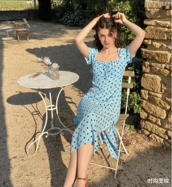 时尚美妆|薇娅直播的\＂懒人伞\＂一夜爆红，39度出门不怕晒，网友：这么简单？