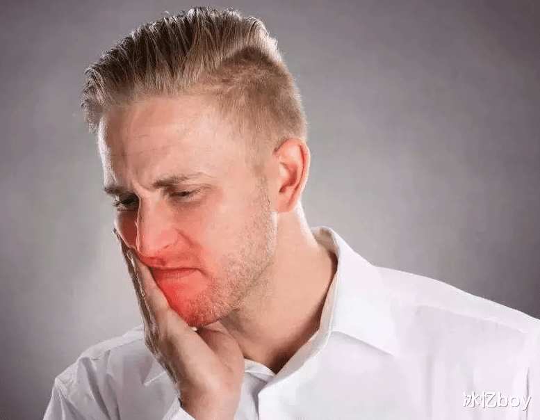 肝脏|脑梗有什么征兆？平时多注意观察身上3个地方，或能提前发现端倪