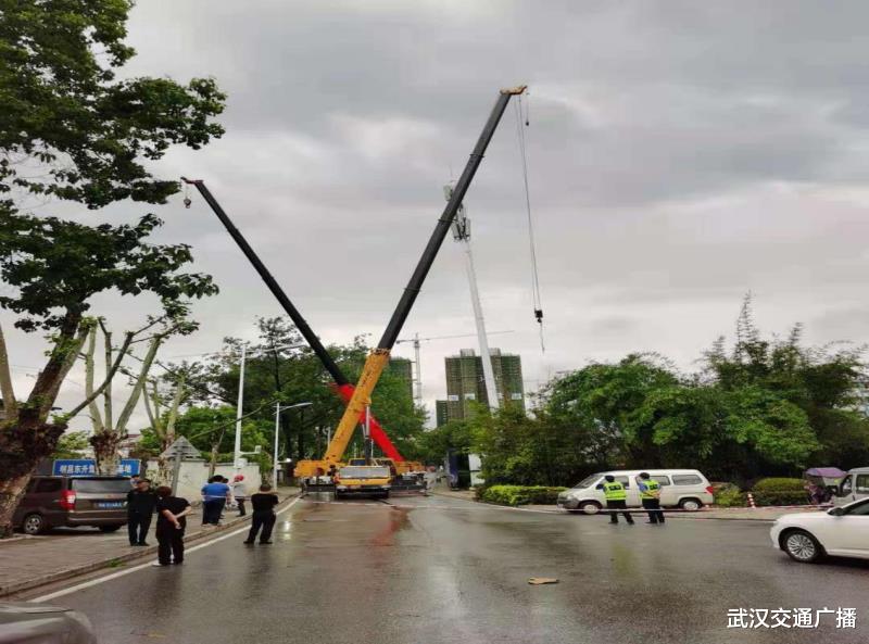 武汉交通广播 黄陂城管全力打响极端天气环境保障突击战