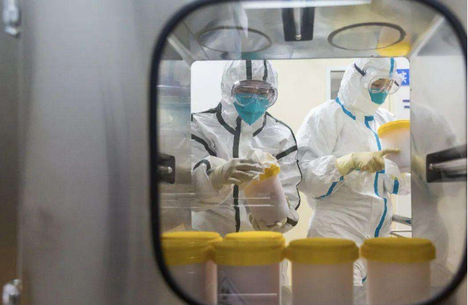 奥密克戎引发全球恐慌,科学家取得重大发现,或含感冒病毒基因片段