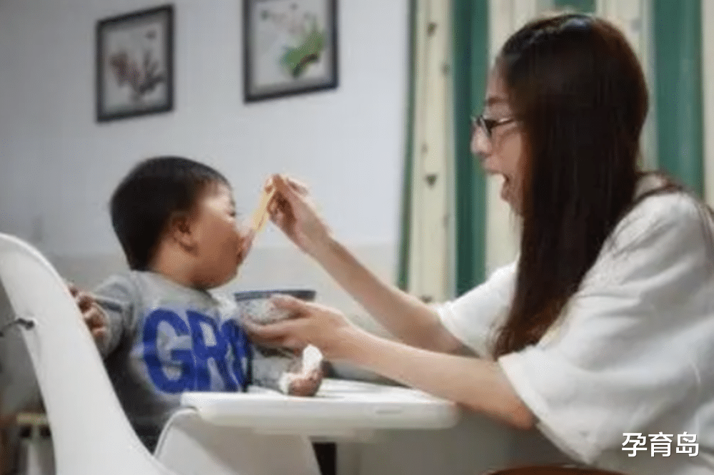 孕育岛|娃吃完水果肚子疼？这几种水果中的”寄生虫“多，孩子要少吃