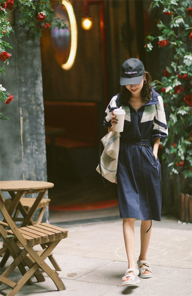 混搭时尚Anna|真正见过世面的女人，穿衣打扮都讲究这4点，上了年纪也是女神