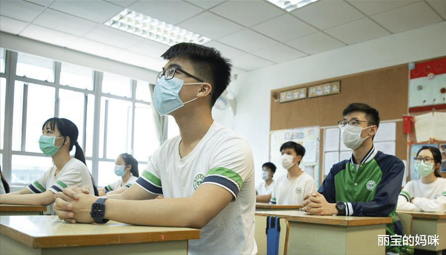 学霸|“虎父无犬子”有道理吗？父母是这几种职业，家里更容易出“学霸”