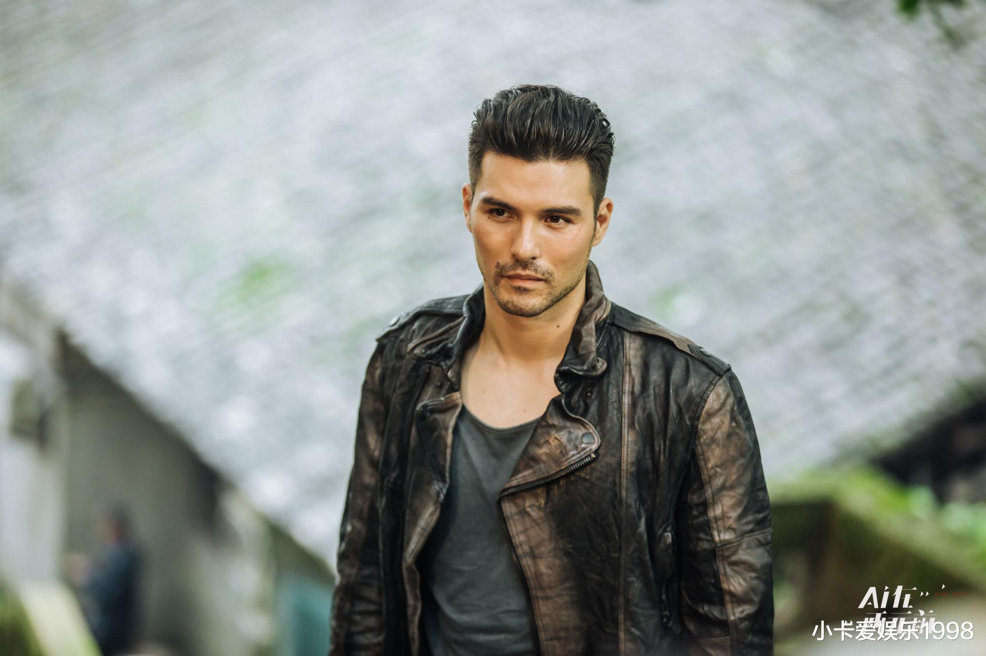 凤小岳|还记得《小时代》里的霸道总裁吗？如今他长这样！网友：宫洺疯了