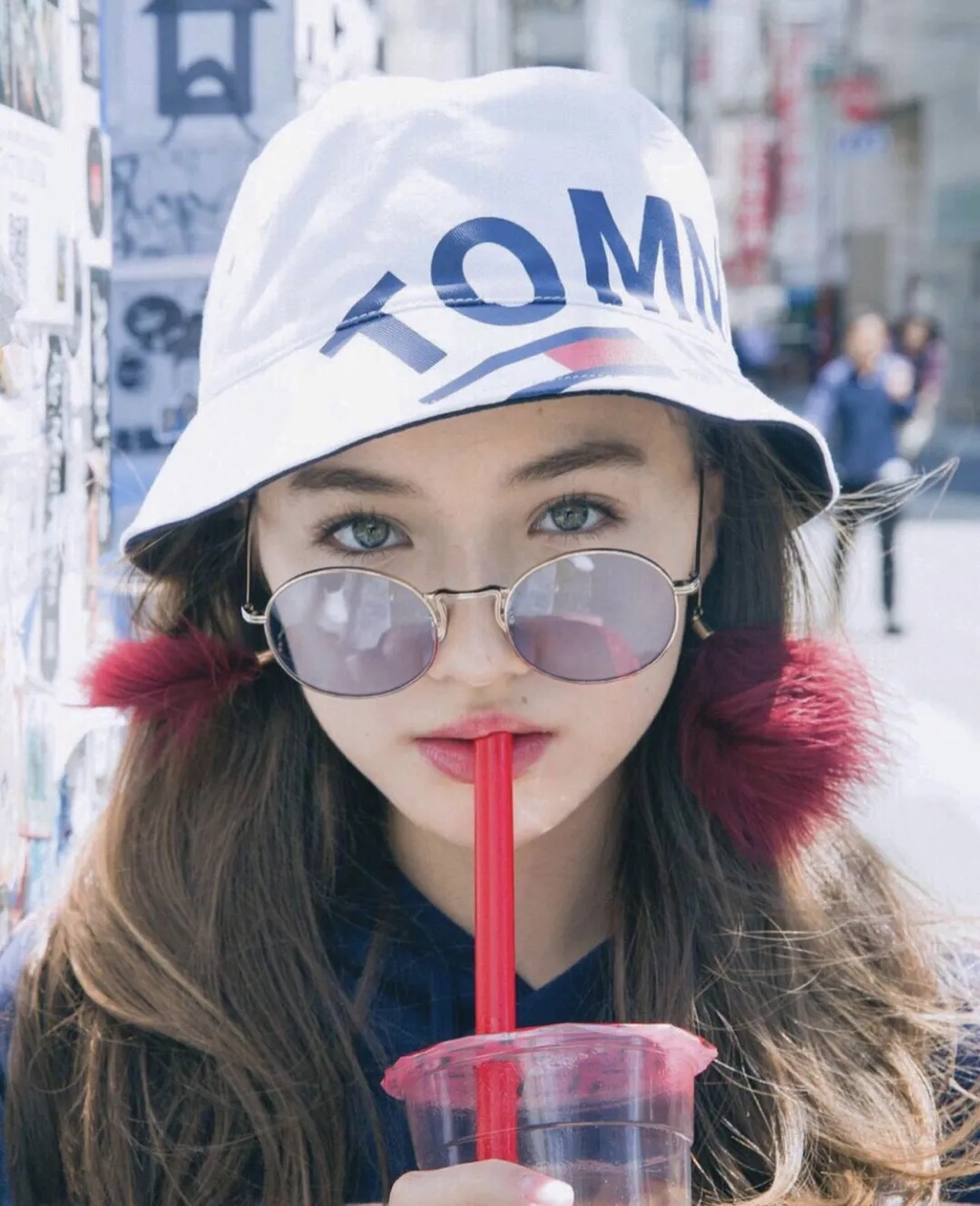 少海正在讲 日德“奇迹美少女”降落凡间！这气质确定只有15岁？