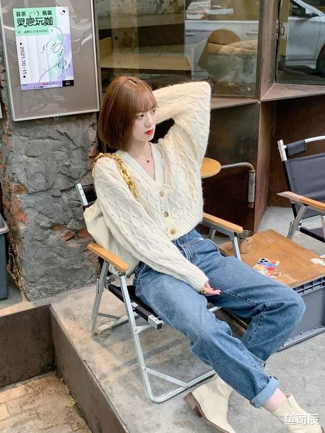 鱼司辰 秋冬外套怎么选?穿这7件外套就够了!让你提升气质又洋气十足